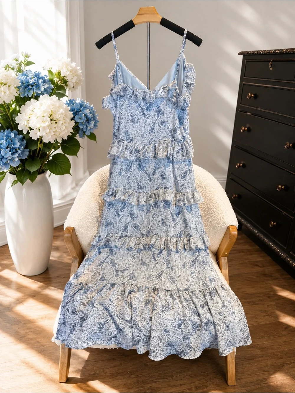 Michael Kors Tiered Ruffle Dress – Women’s Size M 💙